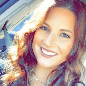 Meet your Posher, Brenna